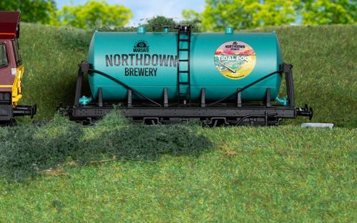 Hornby Trains - Nrthdwn BrwryTidal Pool tanker
