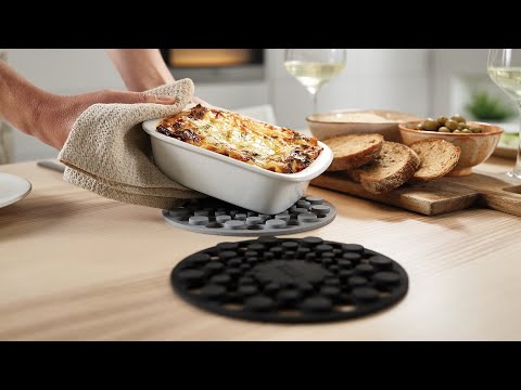 Joseph Joseph - Spot-On Set of 2 Silicone Trivets (Round) - Grey