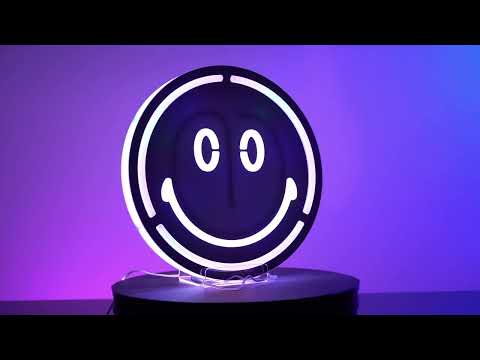 LED Mirror Wall Light - Happy Face (25 x 25 x 3cm)