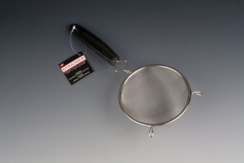 Wire Strainer With Plastic Handle (Set Of 4)