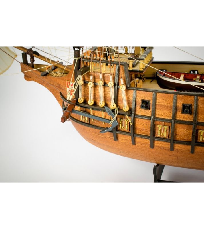 Wooden Ship and Fittings - Artesania Latina 1/90 San Francisco II