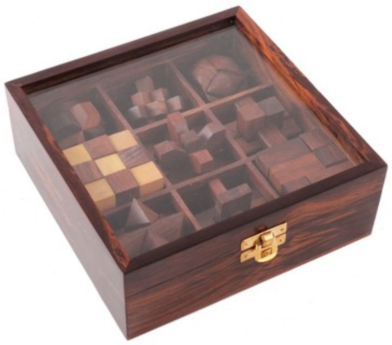 WOODEN GAMES SET - 9 GAMES (18cm)