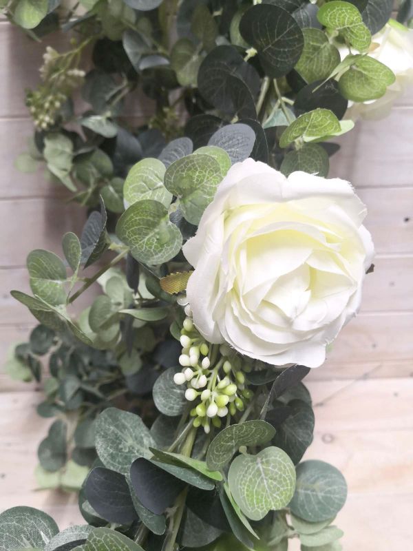 Eucalyptus - 180cmFull Eucalyptus Leaf Garland with Roses