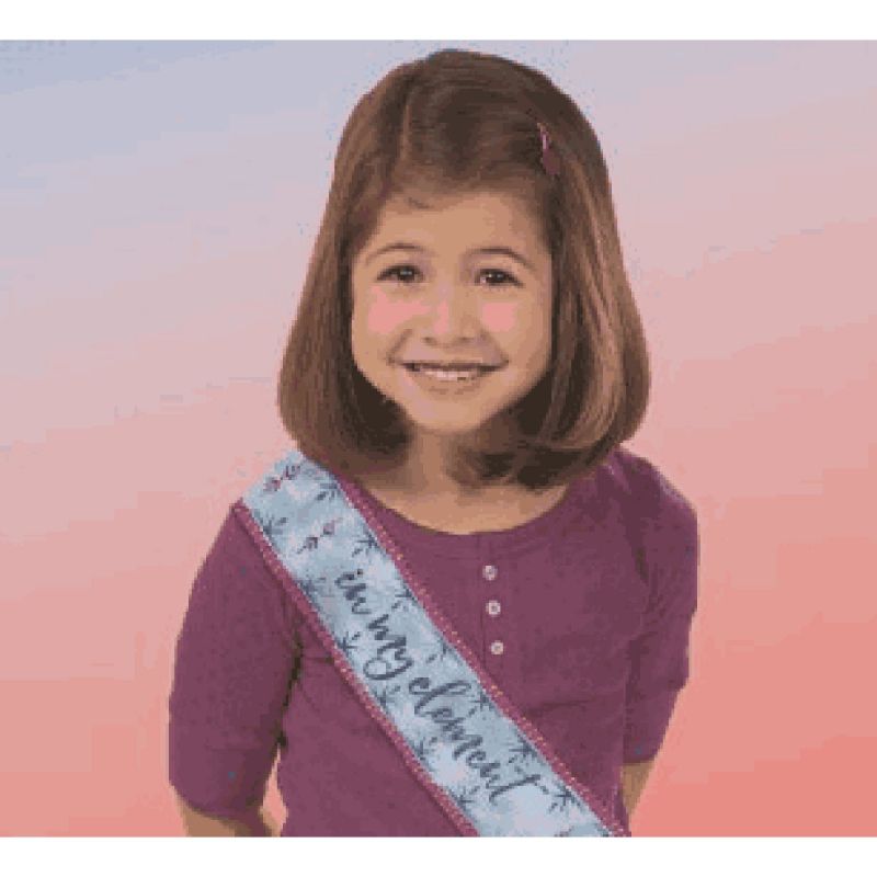 Vibrant Frozen 2 fabric sash featuring Elsa, Anna, and Olaf for imaginative play and themed events.