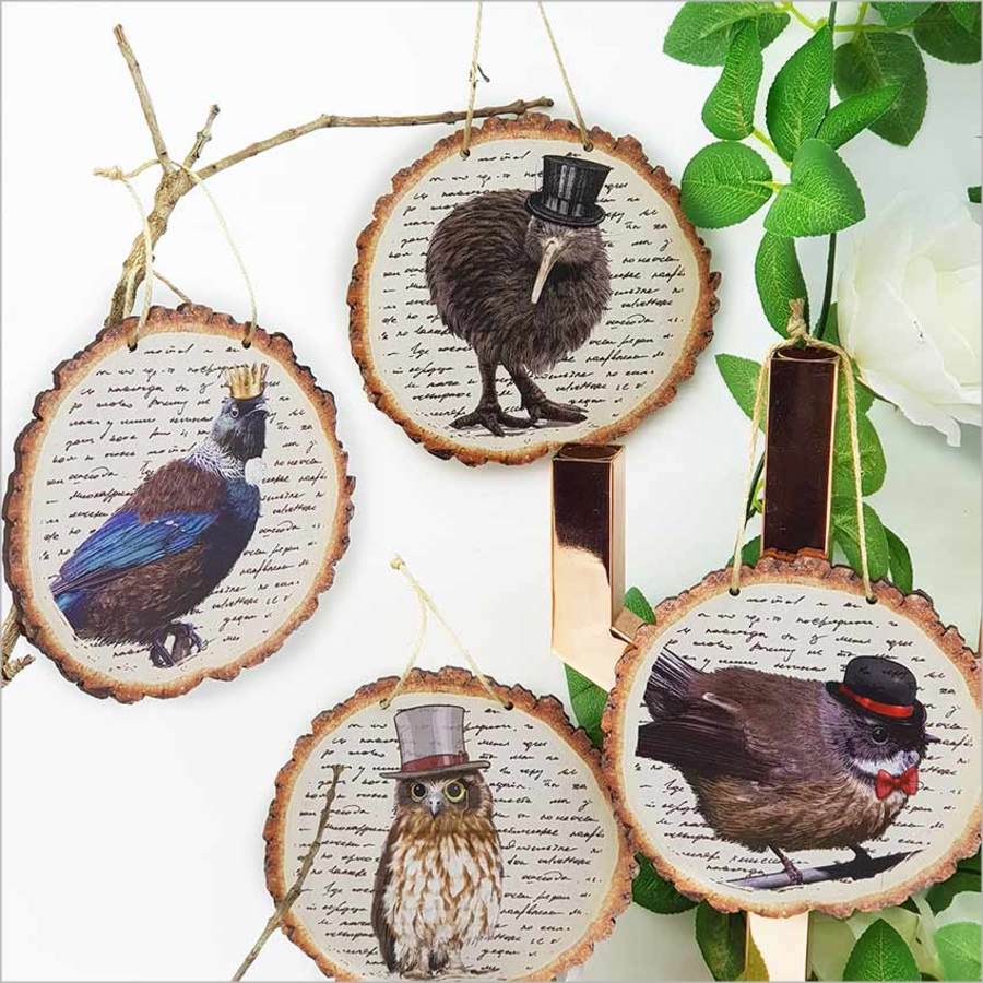 Vintage Kiwi wood slice art with vibrant colors, showcasing New Zealand's iconic bird, ready to hang and eco-friendly.