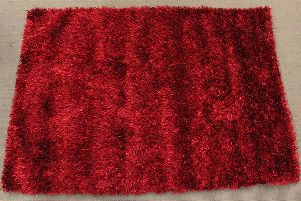 Handmade Shaggy Rug (Red) 1.6 x 2.3m