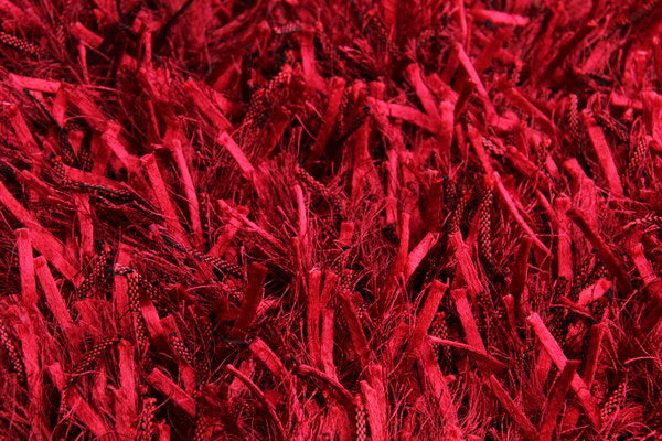 Handmade Shaggy Rug (Red) 1.6 x 2.3m