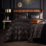 Laurence Llewelyn-Bowen -  Josephine Gold 130x180cm Throw