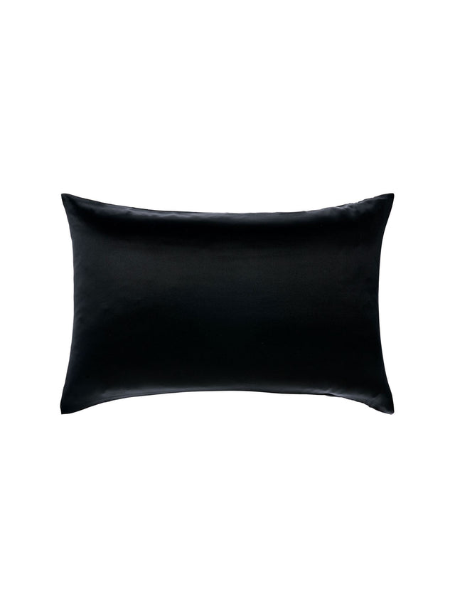 Black silk pillowcase by Savona, 100% silk sateen, 48x73cm, enhances sleep, prevents hair breakage and promotes healthy skin.