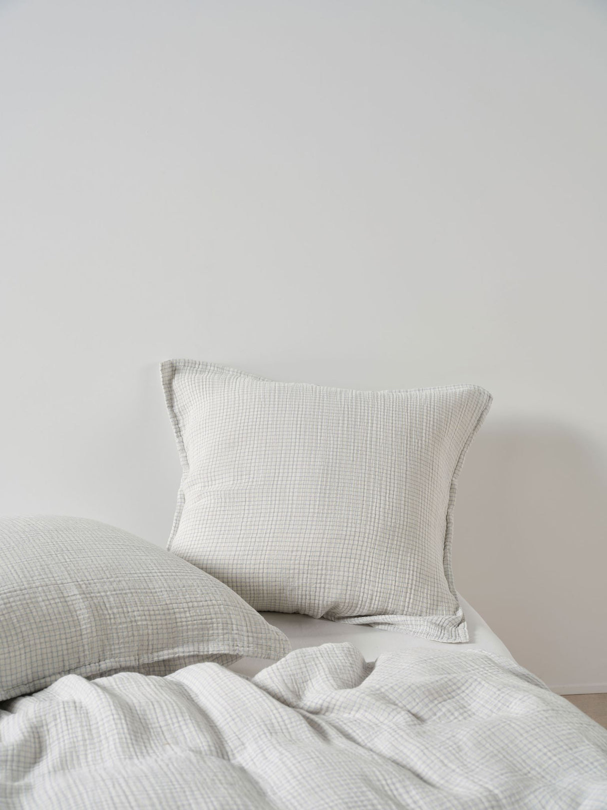 Queen - Rohan Duvet Cover Set by Savona