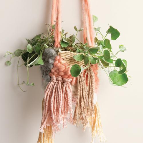Craft Maker Lush Weaving Kit