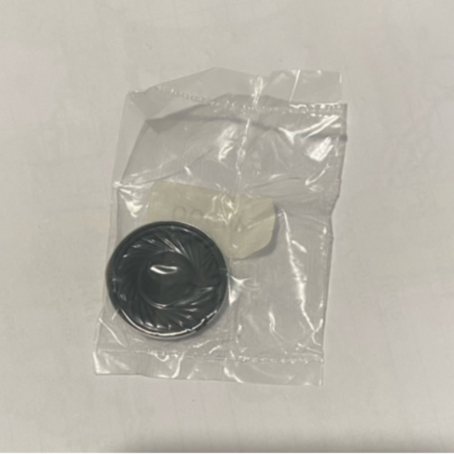 DCCS Round Speaker for model trains, delivering crisp sound with 4-ohm impedance for enhanced railway audio experience.