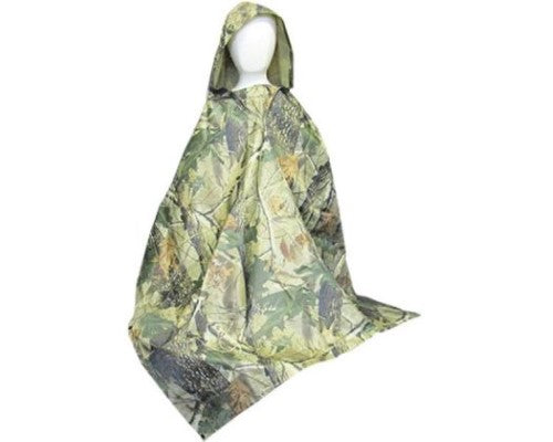 Camo Club Poncho AutumnLeaves: a waterproof camo poncho with autumn leaves pattern, foldable and lightweight for outdoor adventures.