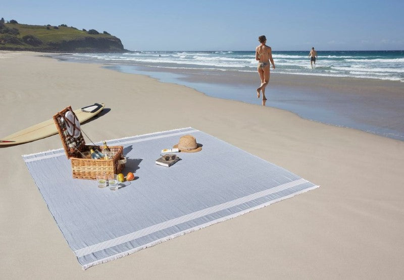 Hampton Blue beach blanket by BAKSANA, 200x200cm, 100% cotton, with tassels, OEKO-TEX® certified for outdoor use.