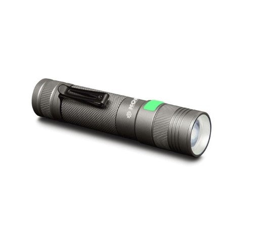 Compact and powerful KONUSLIGHT RC5 torch, 800 lumens, 3 brightness levels, clip, magnetic base, USB rechargeable.