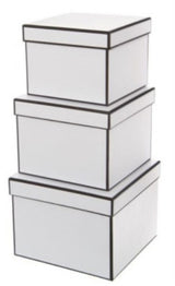 Elegant white square gift boxes set of 3, perfect for all occasions and stylishly presenting your thoughtful gifts.