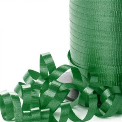 Luxurious emerald curling ribbon, 450m long, perfect for vibrant gift wrapping and crafting projects.