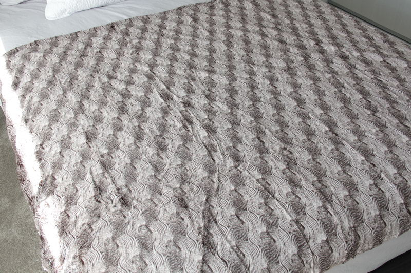 Throw / Blanket - Raked Sands Fur  - 150 x 180 (Chocolate)