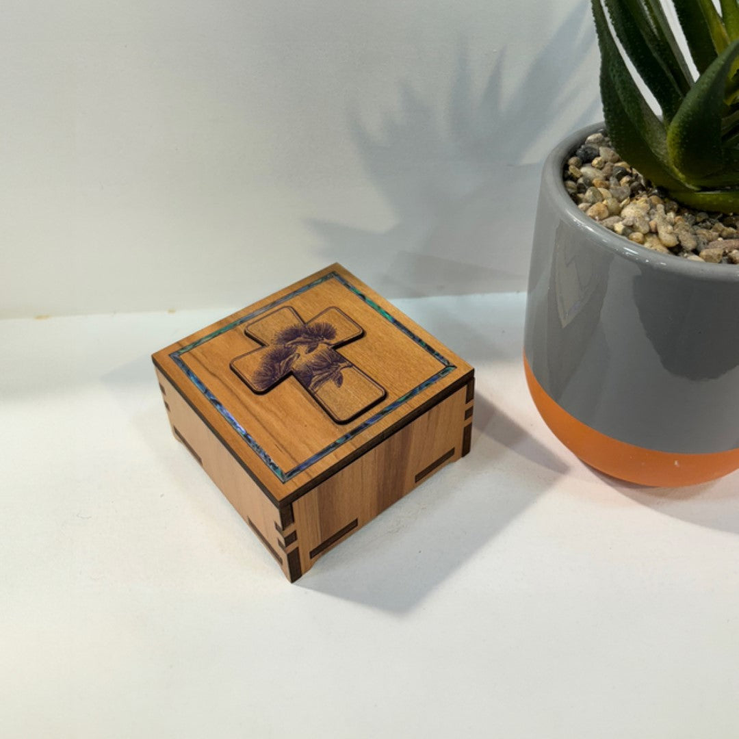 Small square trinket box with Paua inlay, featuring Pohutukawa tree design, made from premium NZ veneer.