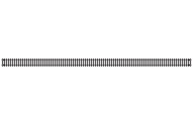 Hornby Long Straight 670mm track pieces for model railways, ideal for enhancing layouts and train performance.