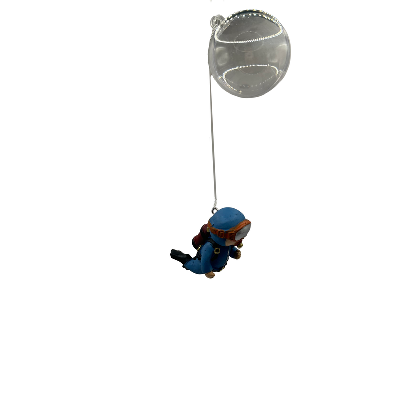 Aquatic Ornament - Floating Diver (3 x 2 x 6cm)