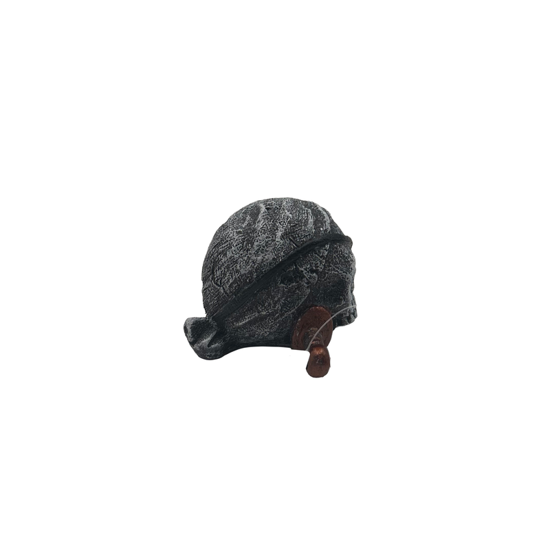 Aquatic Ornament - Pirate Skull with Dagger (6 x 5 x 4cm)