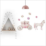 Pine Wall Art: Horse and Carriage