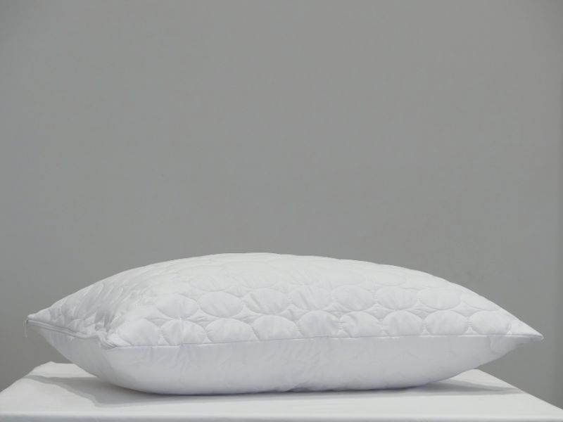 Duo Plus Pillow Protector - Dreamticket Zipped (White)