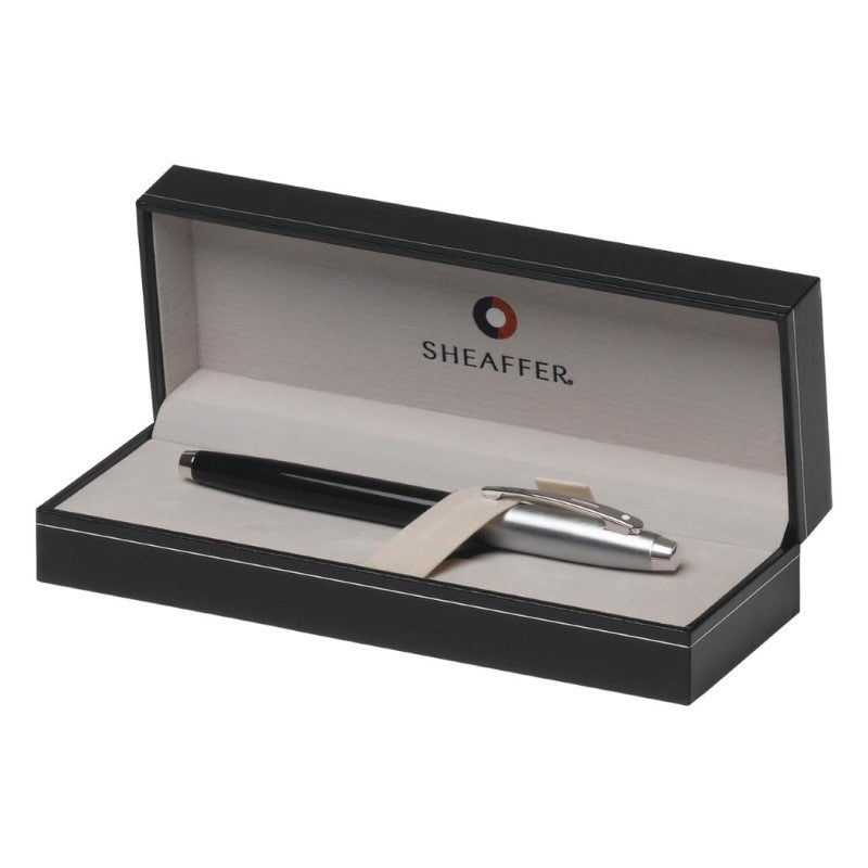 SHEAFFER® 100 9313 GLOSSY BLACK BALLPOINT PEN WITH CHROME CAP AND CHROME TRIM