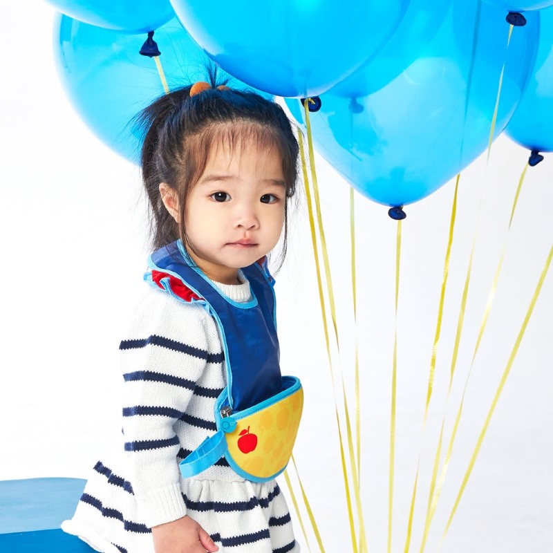 B.BOX DISNEY SNOW WHITE TRAVEL BIB