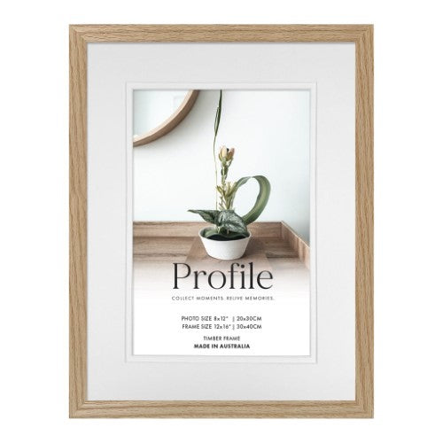 Elegant Deluxe Natural Oak Photo Frame - Type 3