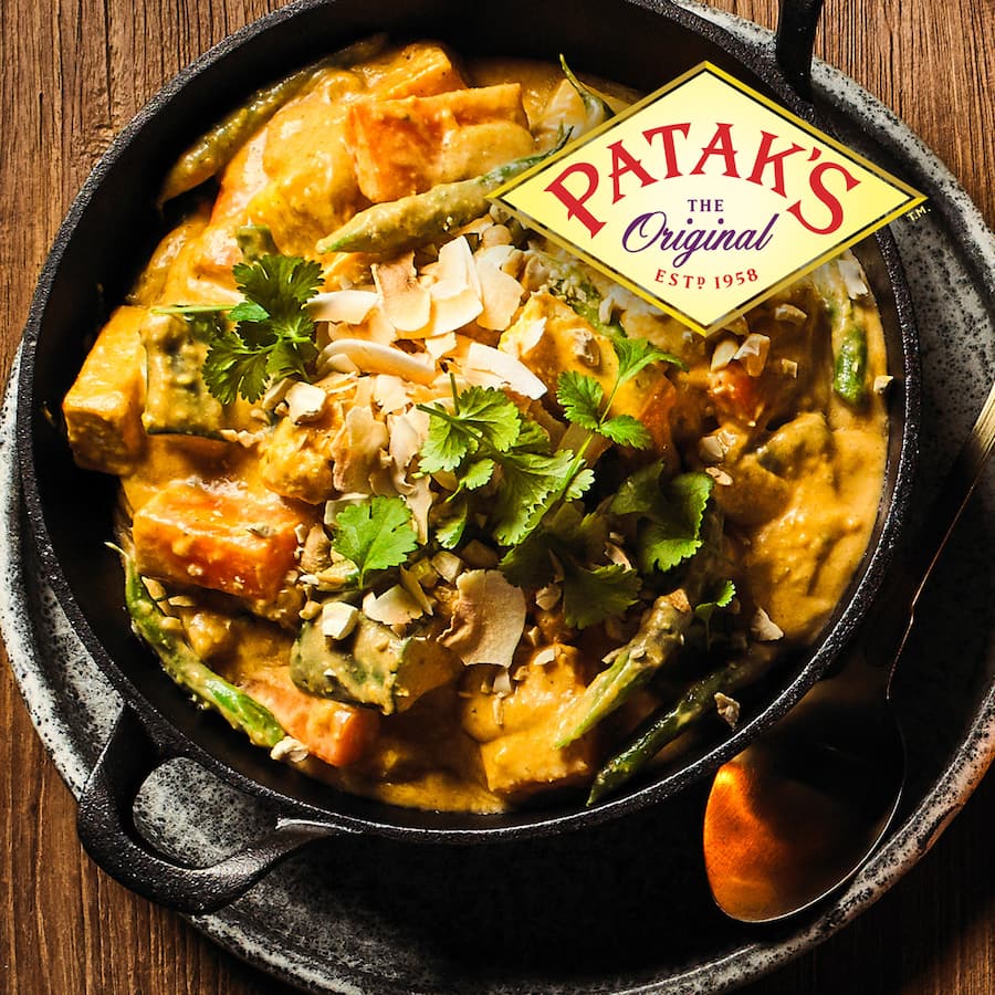 Pataks Recipe Base Mango Chicken Mildly Spiced Jar 450g