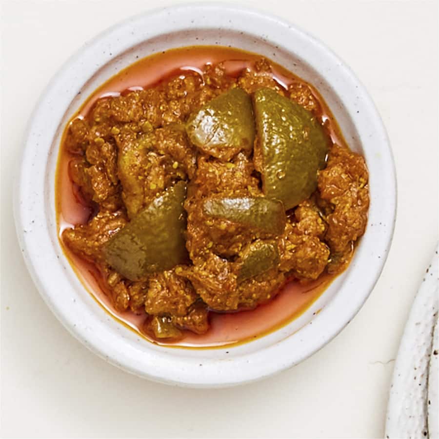 Pataks Pickles Tangy Lime Medium Jar 283g