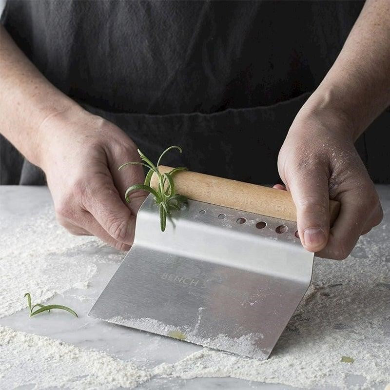 Mason Cash Innovative Kitchen 4-In-1 Bench Scraper